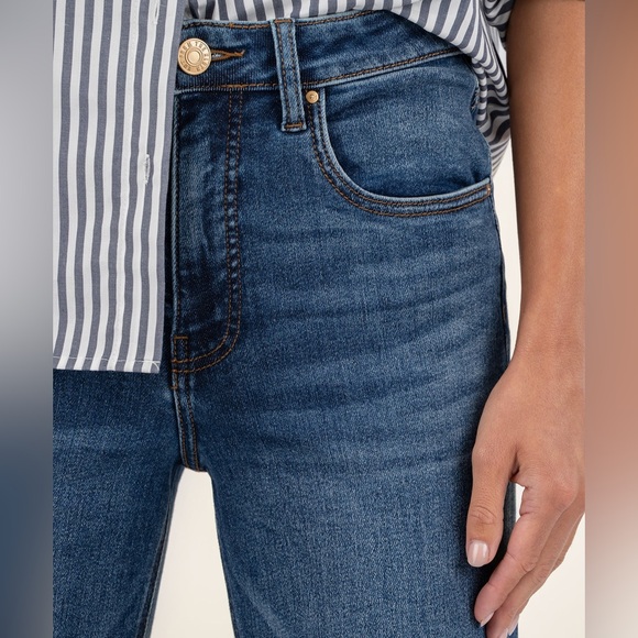 Kut from the Kloth Elizabeth High Rise Straight Leg Pant ❤️NWT❤️IN STORES❤️ - Picture 5 of 5